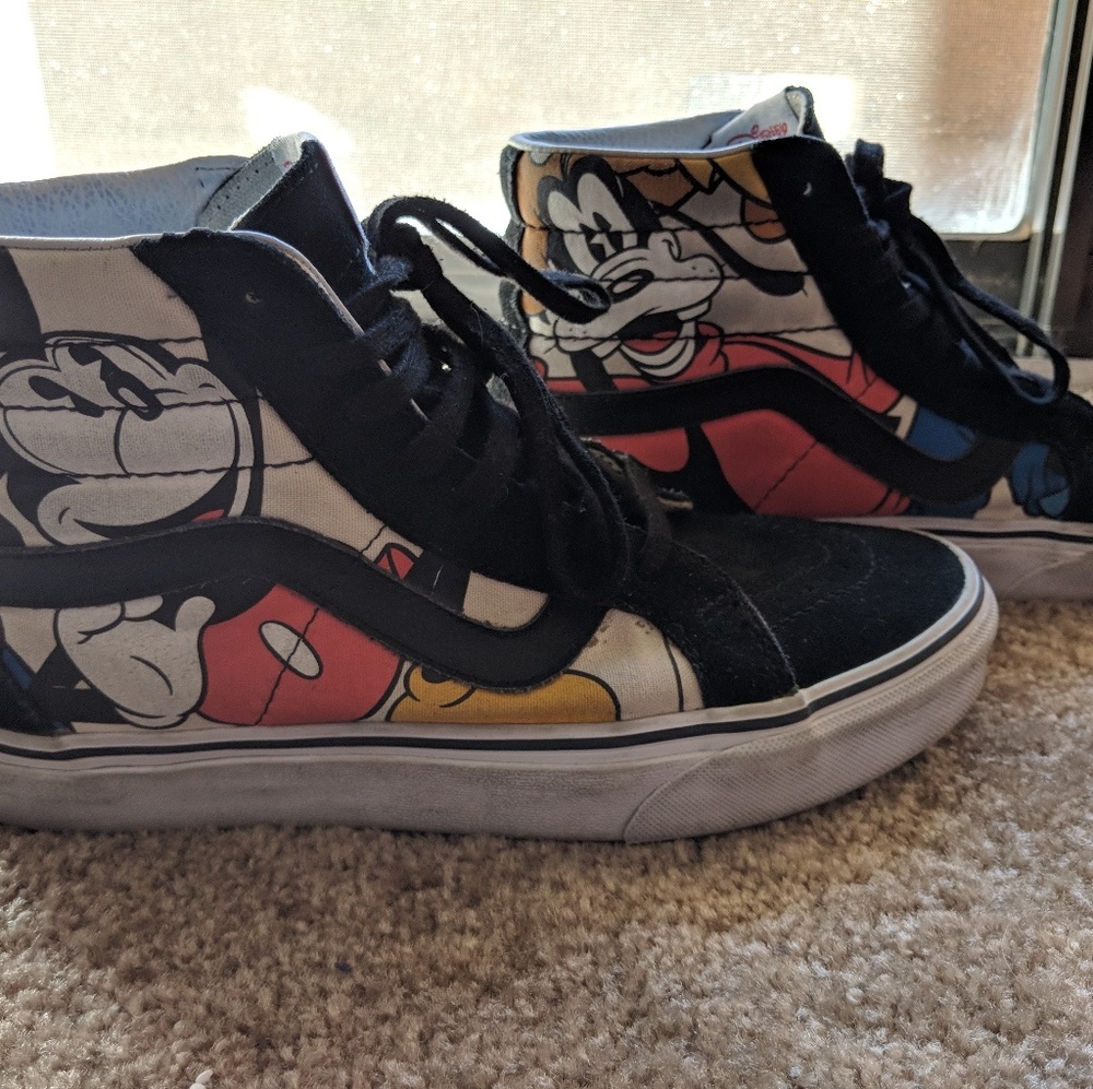 Disney Vans High Tops Mickey/Pluto/Goofy/Donald
